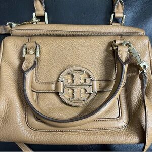 Tory burch crossbody bag